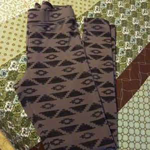 Pink Victoria's secret aztec leggings